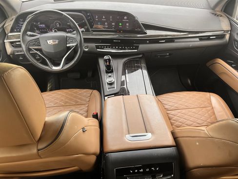 Used 2023 Cadillac Escalade ESV Premium Luxury AWD/4WD image 8