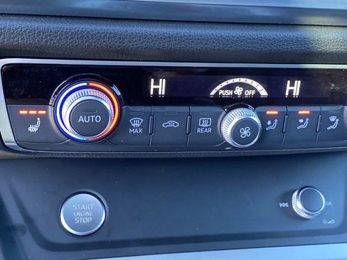 Used 2019 Audi Q3 2.0T Premium Plus w/ Premium Plus Package image 15