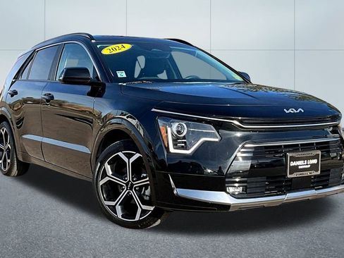 Used 2024 Kia Niro EX Touring image 11