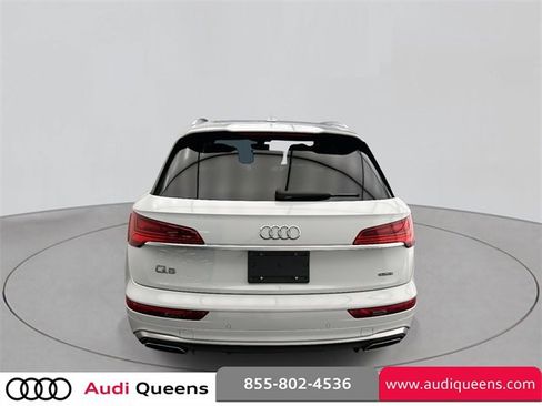 Certified 2022 Audi Q5 2.0T Premium w/ Convenience Package image 3