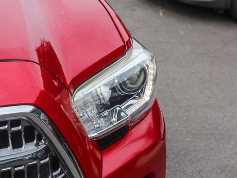 Used 2017 Toyota Tacoma TRD Sport w/ Tow Package image 14