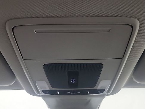 Certified 2025 Honda CR-V EX image 32