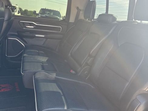 Used 2022 RAM 1500 Laramie AWD/4WD image 12