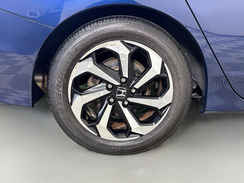 Used 2016 Honda Accord EX image 31