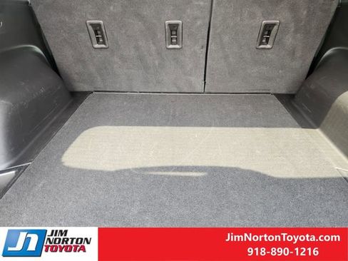 Used 2025 Chevrolet Blazer LT AWD/4WD image 31