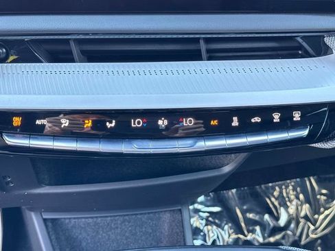 Certified 2025 Cadillac Optiq Luxury 2 w/ LPO, Floor Liner Package AWD/4WD image 24