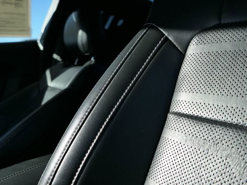 Used 2022 Ford Mustang GT Premium w/ Equipment Group 401A image 12