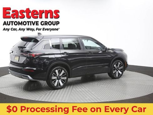 Used 2025 Mitsubishi Outlander SE AWD/4WD image 43