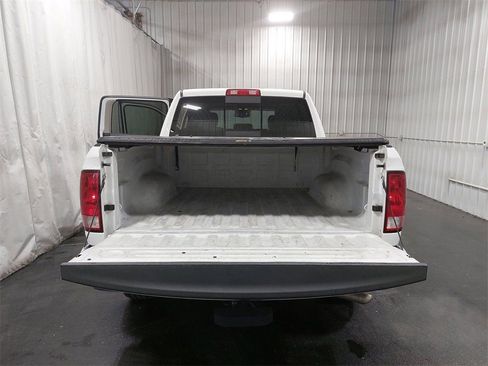 Used 2018 RAM 1500 Big Horn image 12