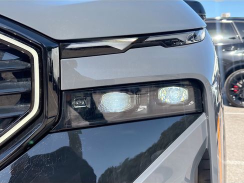 New 2026 BMW XM Label Red image 9