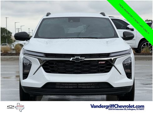 New 2026 Chevrolet Trax RS w/ Driver Confidence Package FWD image 7