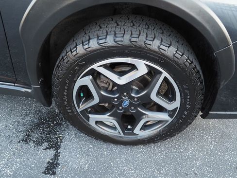 Used 2019 Subaru Crosstrek 2.0i Limited w/ Moonroof Package w/Navigation image 38