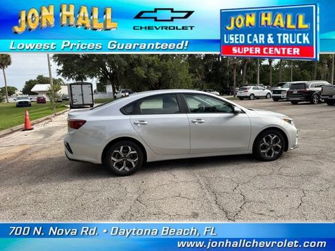 Used 2021 Kia Forte LXS FWD image 10