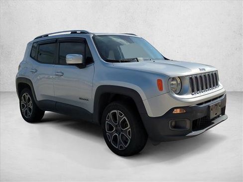 Used 2015 Jeep Renegade Limited AWD/4WD image 3