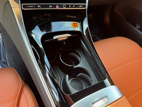 Certified 2025 Mercedes-Benz GLC 300 image 14