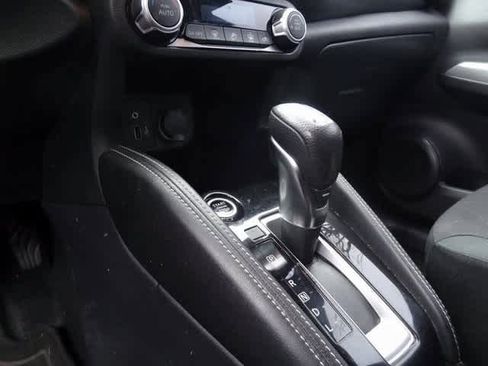 Used 2020 Nissan Kicks SV w/ Exterior Package image 11