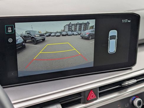 Certified 2025 Kia Sorento S w/ Panoramic Sunroof Package image 30