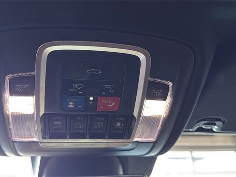 Used 2021 RAM 1500 Limited image 33