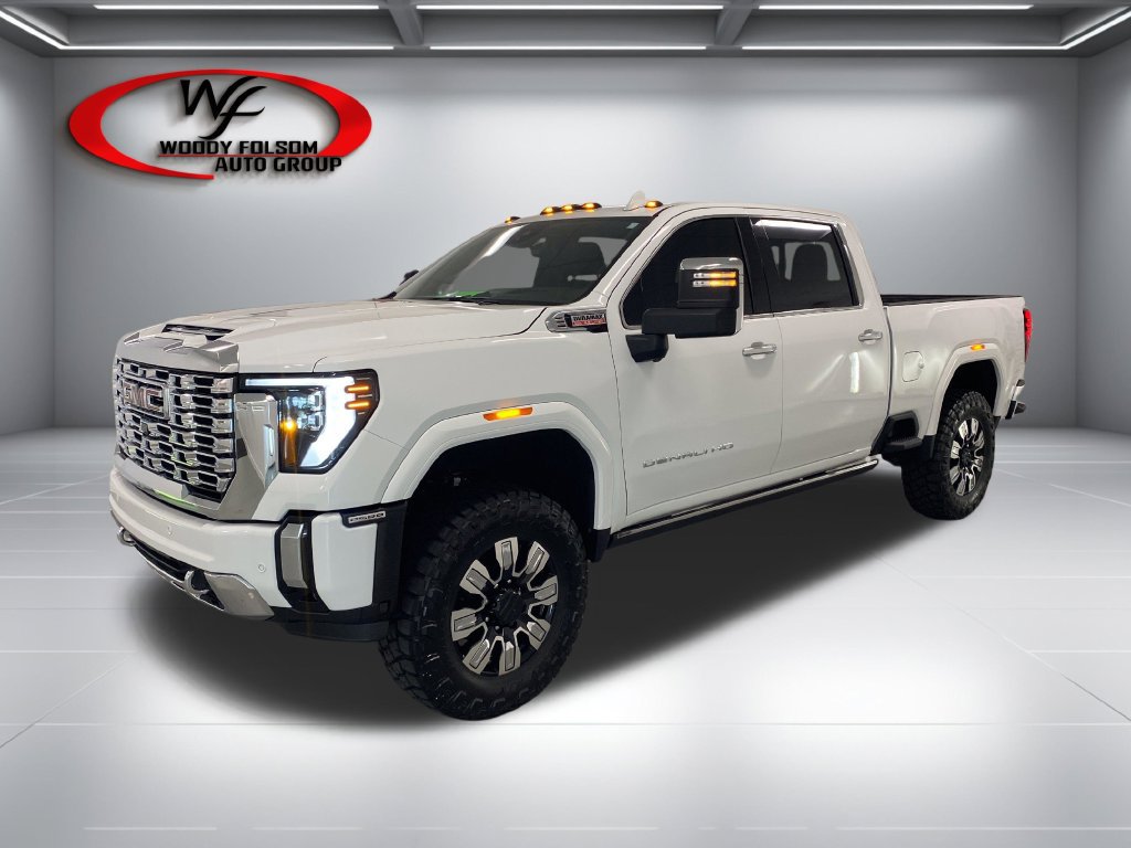 Used 2024 GMC Sierra 2500 Denali w/ Denali Reserve Package AWD/4WD image 3
