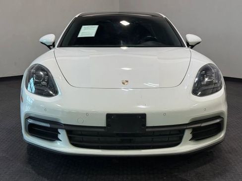 Used 2017 Porsche Panamera 4 image 3