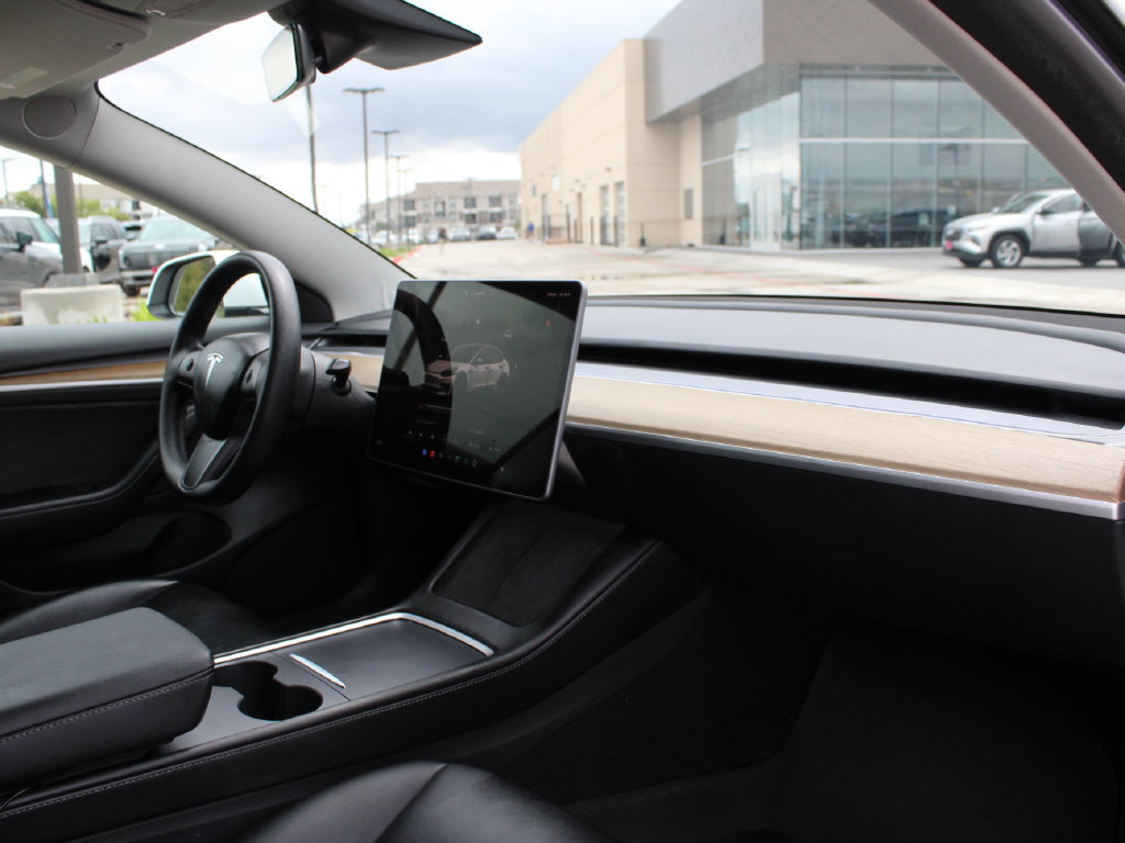 Used 2023 Tesla Model 3 Standard Range RWD image 19