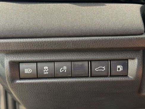 Certified 2025 Toyota Camry LE FWD image 18