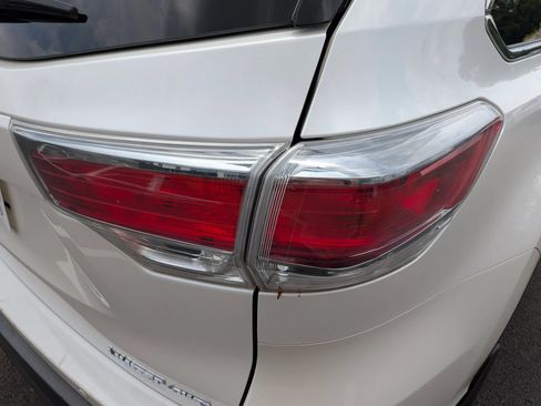 Used 2016 Toyota Highlander Limited AWD/4WD image 15