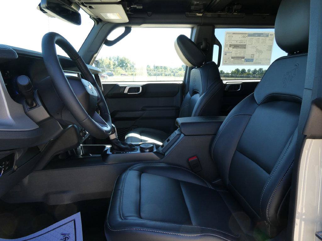 New 2026 Ford Bronco Outer Banks AWD/4WD image 16