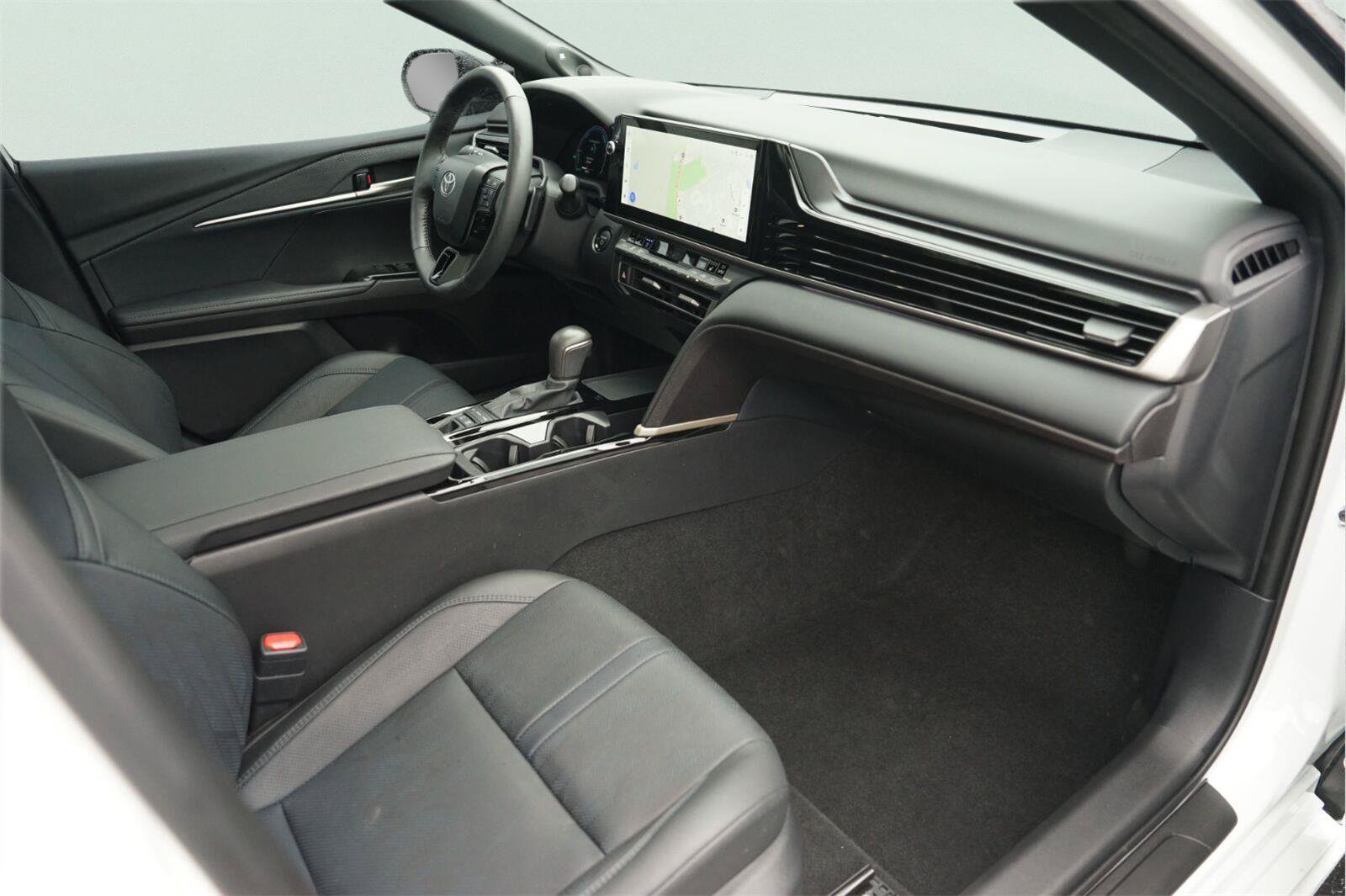 Used 2026 Toyota Camry XSE w/ Premium Plus Package FWD image 18