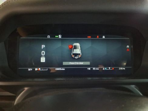 Used 2023 Land Rover Defender 110 V8 AWD/4WD image 25