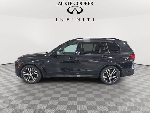 Used 2023 BMW X7 xDrive40i w/ M Sport Package AWD/4WD image 8