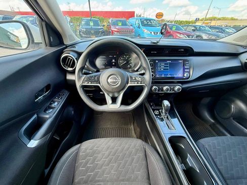 Used 2023 Nissan Kicks SV FWD image 16