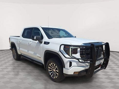 Used 2022 GMC Sierra 1500 AT4 AWD/4WD image 1