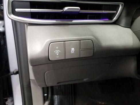 Certified 2025 Hyundai Elantra SEL w/ Cargo Package image 10