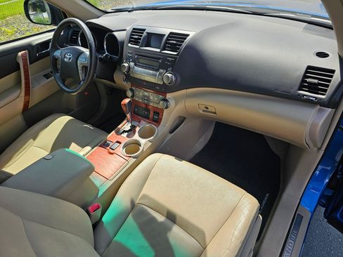 Used 2008 Toyota Highlander Limited AWD/4WD image 11