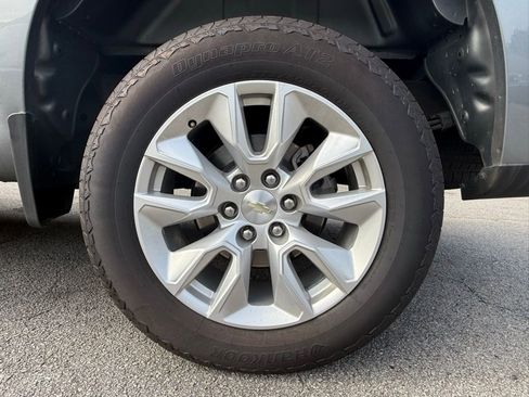 Used 2020 Chevrolet Silverado 1500 Custom w/ Custom Value Package image 15