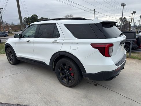Used 2020 Ford Explorer ST w/ ST Street Pack image 5