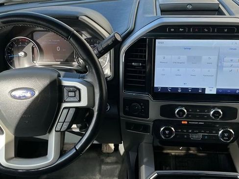 Used 2022 Ford F350 Lariat w/ Tremor Off-Road Package AWD/4WD image 11