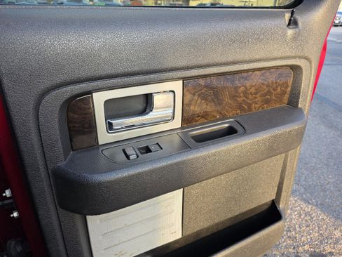 Used 2014 Ford F150 Platinum image 34