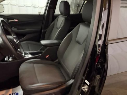 Used 2023 Buick Encore GX Preferred w/ Cold Weather Comfort Package FWD image 24