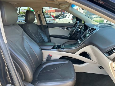 Used 2020 Lincoln Nautilus Reserve w/ Equipment Group 201A image 27