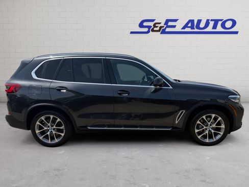 Used 2019 BMW X5 xDrive40i w/ Convenience Package AWD/4WD image 5