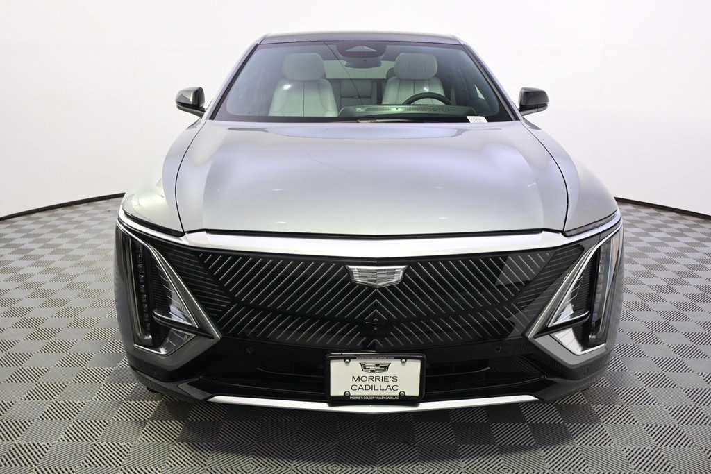 New 2026 Cadillac Lyriq Luxury AWD/4WD image 10