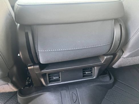 Used 2020 Chevrolet Silverado 1500 LT RWD image 37