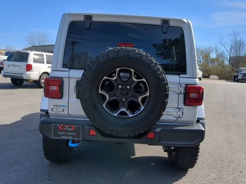 New 2023 Jeep Wrangler Unlimited Rubicon 4xe w/ Cold Weather Group AWD/4WD image 5