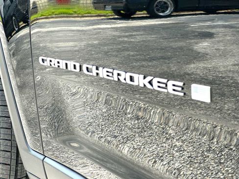 New 2026 Jeep Grand Cherokee L 2WD image 15
