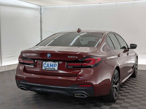 Used 2023 BMW 530e w/ M Sport Package image 6