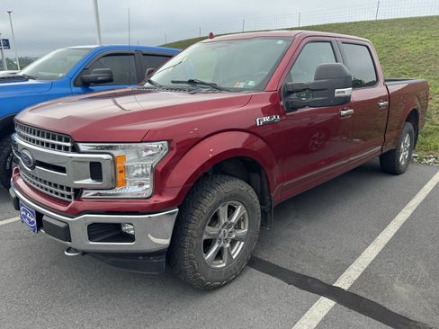 Used 2018 Ford F150 XLT w/ Equipment Group 302A Luxury AWD/4WD image 3