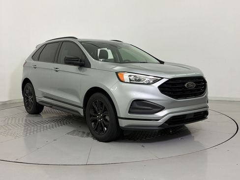 Used 2023 Ford Edge SE w/ Black Appearance Package AWD/4WD image 7