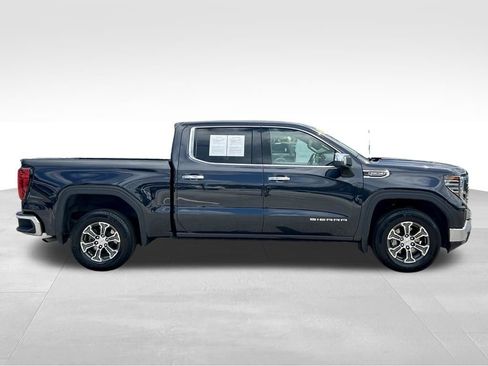 Used 2025 GMC Sierra 1500 SLT RWD image 4